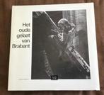 Het oude gelaat van Brabant van Martien Coppens, Ophalen of Verzenden, Zo goed als nieuw, Fotografen