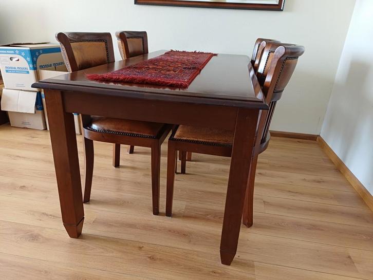 Kersen houten eethoek met 4 stoelen, Huis en Inrichting, Complete eetkamers, Zo goed als nieuw, 4 tot 6 stoelen, Ophalen