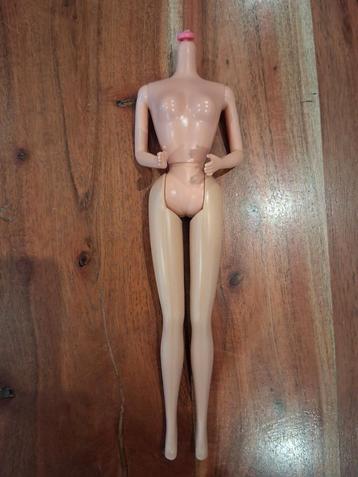 Barbie lichaam uit de jaren 80 beschikbaar voor biedingen