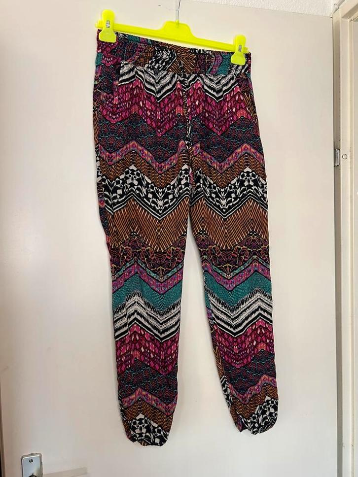 Dames broek merkloos maat S, Kleding | Dames, Broeken en Pantalons, Gedragen, Maat 36 (S), Oranje, Lang, Ophalen of Verzenden
