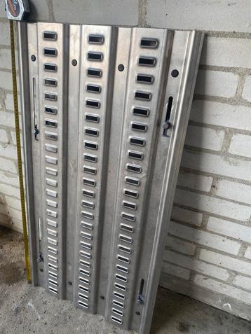 Nieuwe DAF - aluminium opstapplaat - loopplaat beschikbaar voor biedingen