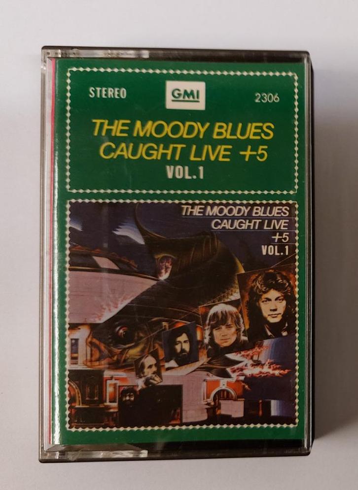 The Moody Blues CASSETTE Caught Live Singapore !, Cd's en Dvd's, Cassettebandjes, Gebruikt, Voorbespeeld, Pop, 1 bandje, Verzenden