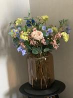 Zijde bloemen met vaas, Huis en Inrichting, Ophalen of Verzenden, Zo goed als nieuw, Binnen