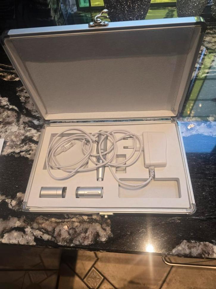 Enterpen Microneedling Set - Zo Goed Als Nieuw, Sieraden, Tassen en Uiterlijk, Uiterlijk | Gezichtsverzorging, Zo goed als nieuw