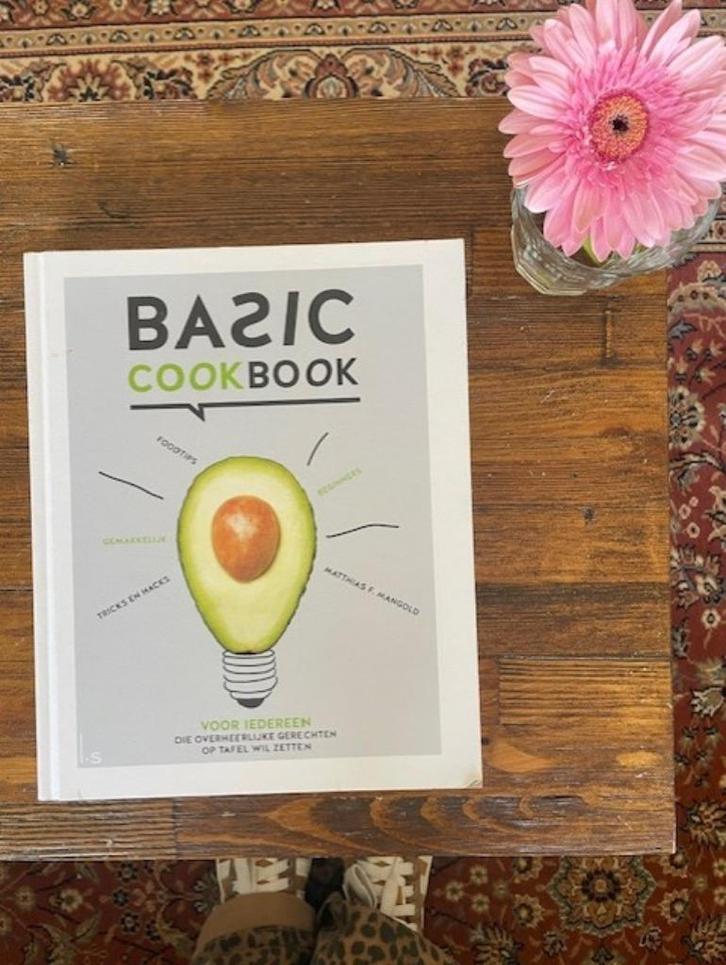 Basic cookbook voor iedereen NIEUW Matthias F. Mangold, Boeken, Kookboeken, Zo goed als nieuw, Voorgerechten en Soepen, Hoofdgerechten