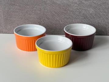 3 ovenschaaltjes nieuw beschikbaar voor biedingen