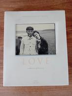 Love , a celebration of humanity, Ophalen of Verzenden, Gelezen