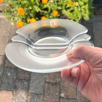 Vintage design schaaltje/schotel van Holmegaard (Lily) beschikbaar voor biedingen