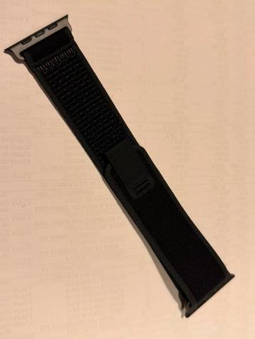 Origineel zwarte Trail Apple Watch band beschikbaar voor biedingen