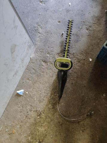 Heggenschaar  beschikbaar voor biedingen