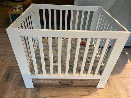 Box Kidsmill long island, Kinderen en Baby's, Boxen, Gebruikt, In hoogte verstelbaar, Boxkleed, Lade, Ophalen
