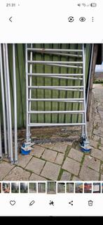 Rolsteiger wienese 245 x 135, Doe-het-zelf en Verbouw, Steigers, Ophalen of Verzenden, Zo goed als nieuw, Rolsteiger of Kamersteiger