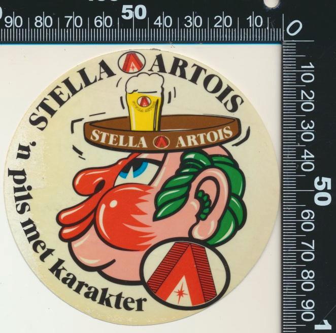 Sticker: Stella Artois - Een pils met karakter (4), Verzamelen, Stickers, Zo goed als nieuw, Bedrijf of Vereniging, Verzenden