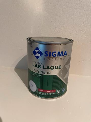 Nieuw 750 ml Sigma hoogglans monumentenwit hout exterieur beschikbaar voor biedingen