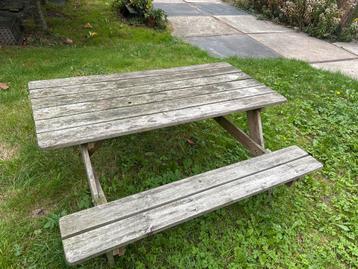 Houten Picknickbank - 150x160cm beschikbaar voor biedingen