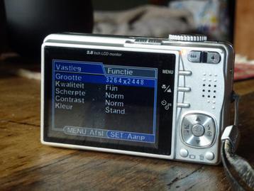 Traveler 8.1 megapixels 6 x optische zoom digitale camera beschikbaar voor biedingen