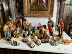 Ant kerstgroep gips 29,5 -30 cm hoog gesigneerd 19 delig, Antiek en Kunst, Antiek | Religie, Ophalen of Verzenden