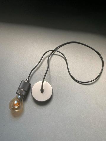 Moderne Hanglamp met Edison Lamp beschikbaar voor biedingen