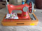 Mini naaimachine, Antiek en Kunst, Ophalen of Verzenden