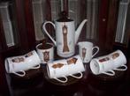OUD KLOKKEN SERVIES KOMPLEET, Antiek en Kunst, Antiek | Servies compleet, Ophalen of Verzenden