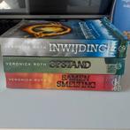 veronica roth - divergent serie 3 delen. Inwijding, opstand,, Boeken, Gelezen, Ophalen of Verzenden