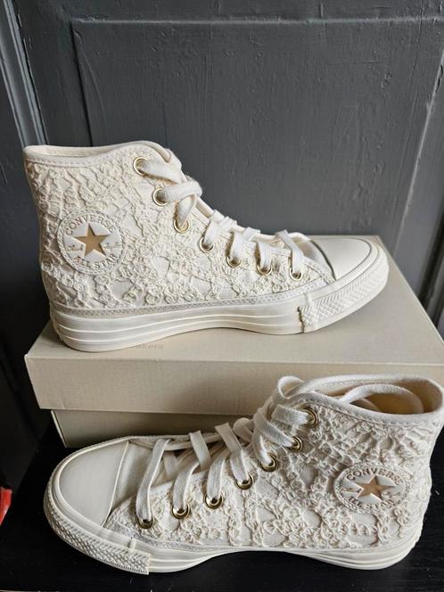 Nieuwe All Stars Converse broderie maat 36, Kleding | Dames, Schoenen, Nieuw, Sneakers of Gympen, Wit, Ophalen of Verzenden