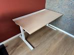 IKEA MITTZON Bureau, berkenfineer/wit, 140x80 cm, Huis en Inrichting, Bureaus, Ophalen, In hoogte verstelbaar, Nieuw, Bureau