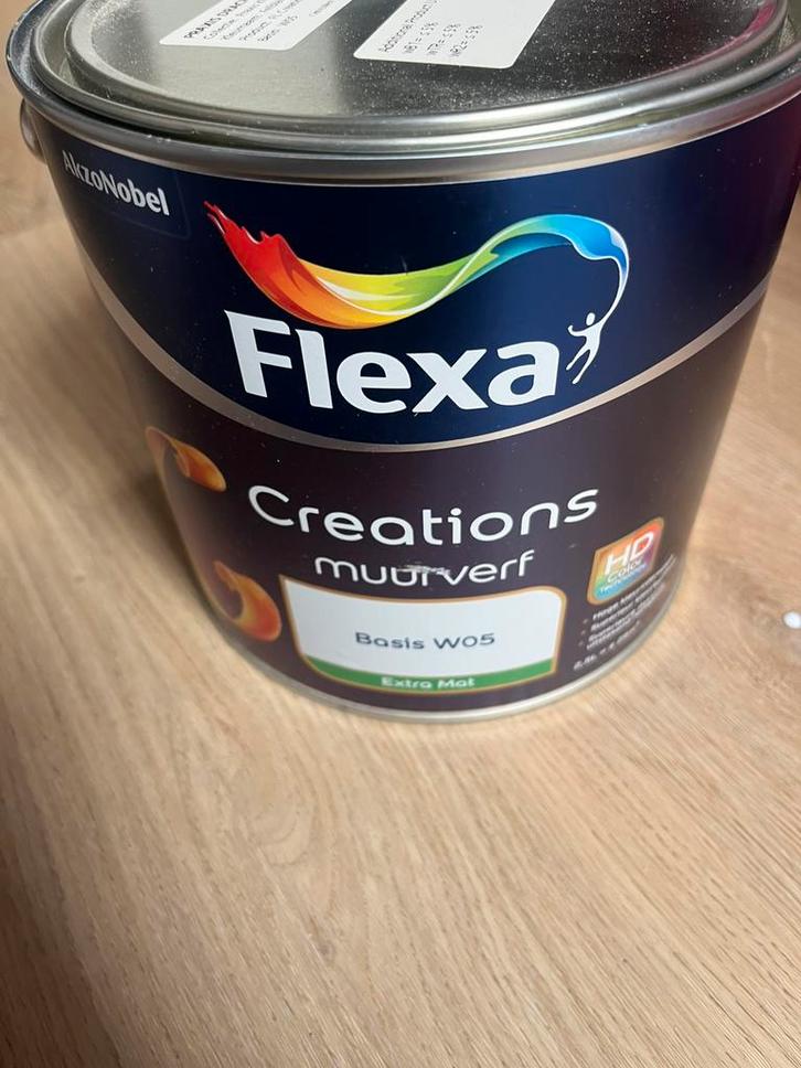 Nieuwe Praxis muurverf – kleur Felblauw – 2,5 liter, Doe-het-zelf en Verbouw, Verf, Beits en Lak, Nieuw, Verf, Minder dan 5 liter