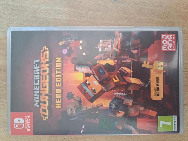 Minecraft Dungeons - Hero Edition, Spelcomputers en Games, Games | Nintendo Switch, Zo goed als nieuw, Avontuur en Actie, 1 speler