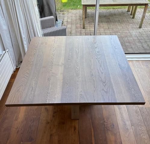 Mooie vierkante massief houten tafel, 8 tot 10 personen, Huis en Inrichting, Tafels | Eettafels, Gebruikt, 100 tot 150 cm, 100 tot 150 cm