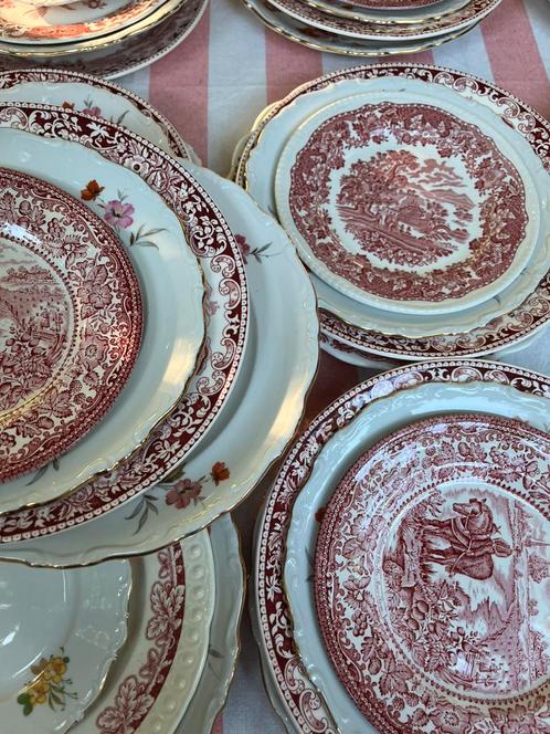 Grote partij brocante mix match servies - tot 24 personen, Huis en Inrichting, Keuken | Servies, Nieuw, Overige stijlen, Porselein