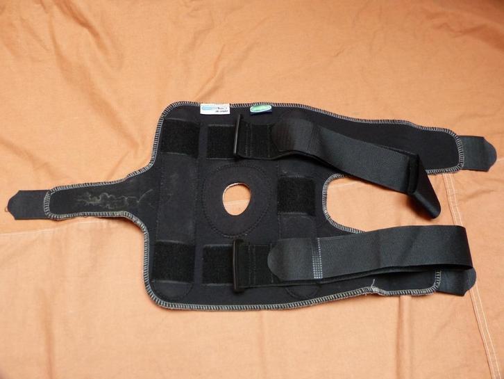 Knie ondersteuning CoolMax maat S – M band van Sensiplast ve, Diversen, Braces, Gebruikt, Ophalen