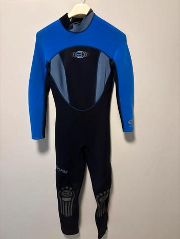 Bare wetsuit 2mm maat 3 beschikbaar voor biedingen