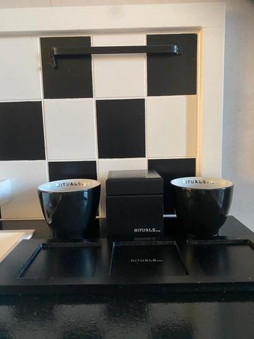 Rituals luxe theeset, tray met theedoosje en 2 kommen beschikbaar voor biedingen