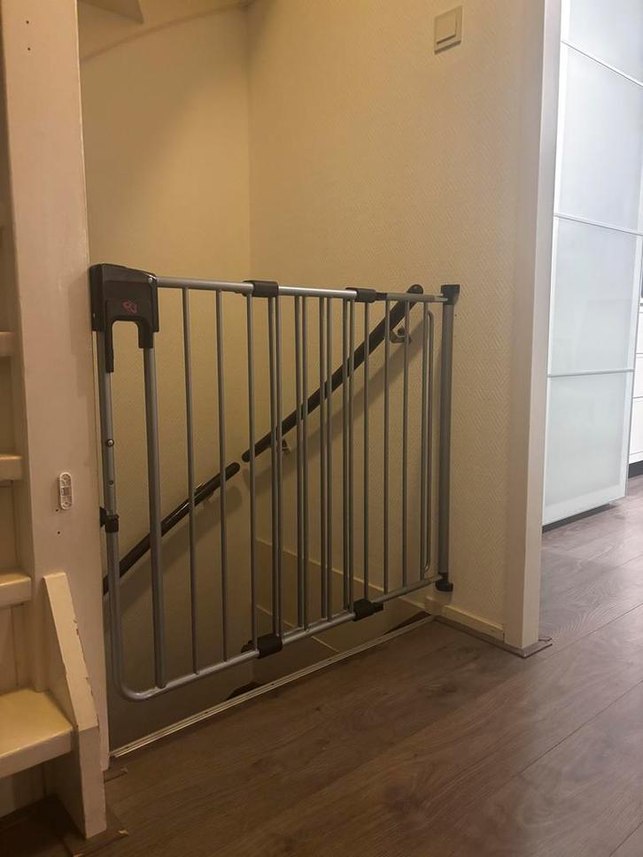 Traphekje - Veiligheid voor je kind, Kinderen en Baby's, Traphekjes, Zo goed als nieuw, Klemhekje, Metaal of IJzer, 100 tot 115 cm