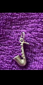 Zilveren bedel hanger saxofoon voor bedelarmband ketting, Overige merken, Ophalen of Verzenden, Zo goed als nieuw, 4 bedels of meer
