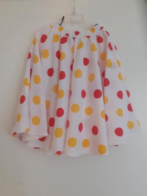 Rock snd roll rokje wit rode en gele stippen one size fits a, Kleding | Dames, Carnavalskleding en Feestkleding, Zo goed als nieuw