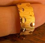 Gouden ring 21 k met twee kleuren, Ophalen of Verzenden, 17 tot 18, Dame, Goud