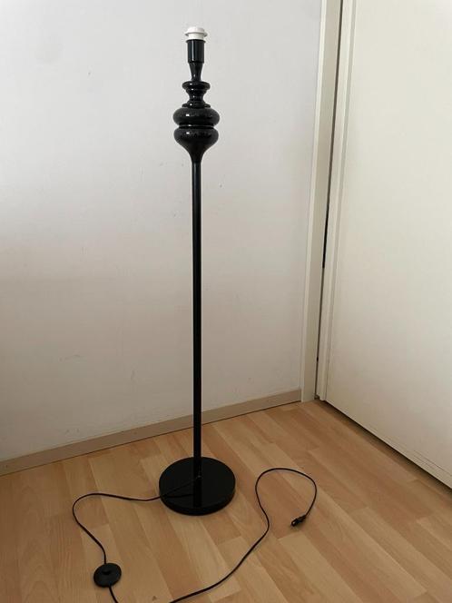 Vloerlamp zwart (design) excl, kap, Huis en Inrichting, Lampen | Vloerlampen, Zo goed als nieuw, 100 tot 150 cm, Kunststof, Ophalen