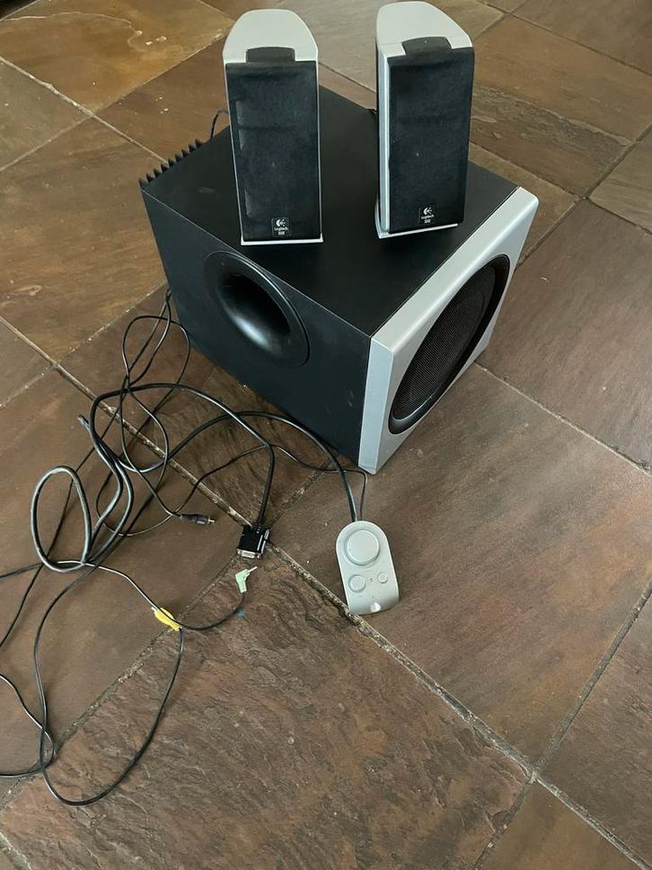 Logitech Speakersysteem met Subwoofer, Audio, Tv en Foto, Luidsprekers, Gebruikt, Subwoofer, 120 watt of meer, Overige merken