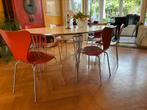 Vlinderstoelen rood 6 stuks arne jacobsen stijl KOOPJE, Huis en Inrichting, Gebruikt, Rood, Hout, Ophalen