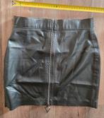 Latex minirok maat m, Kleding | Dames, Rokken, Maat 38/40 (M), Verzenden, Zwart, Zo goed als nieuw