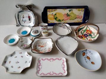 Schaaltjes.Brocante Verschillende maten.Decor.Pr.p/st.vanaf beschikbaar voor biedingen
