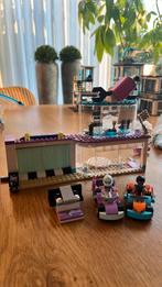 Lego friends auto garage, Ophalen of Verzenden, Zo goed als nieuw