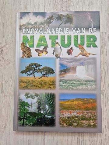 Encyclopedie van de natuur beschikbaar voor biedingen