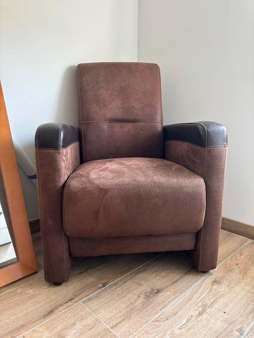 Stevige fauteuil in zeer goede staat, nauwelijks gebruikt, Huis en Inrichting, Fauteuils, Zo goed als nieuw, Leer, 75 tot 100 cm