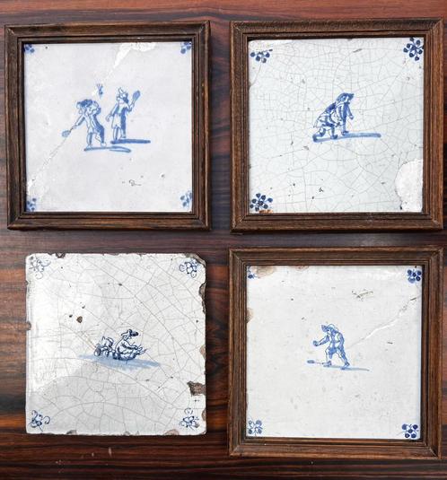 4 oude tegels kinderspelletjes, Antiek en Kunst, Antiek | Wandborden en Tegels, Ophalen of Verzenden