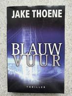 Triller: Blauw vuur., Boeken, Gelezen, Jake Thoene, Ophalen of Verzenden, Amerika