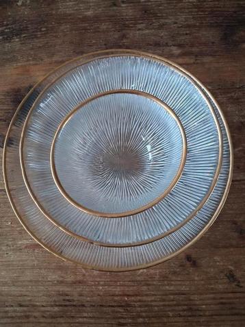 Retro geribbeld glasservies met gouden rand # 6 persoons  beschikbaar voor biedingen
