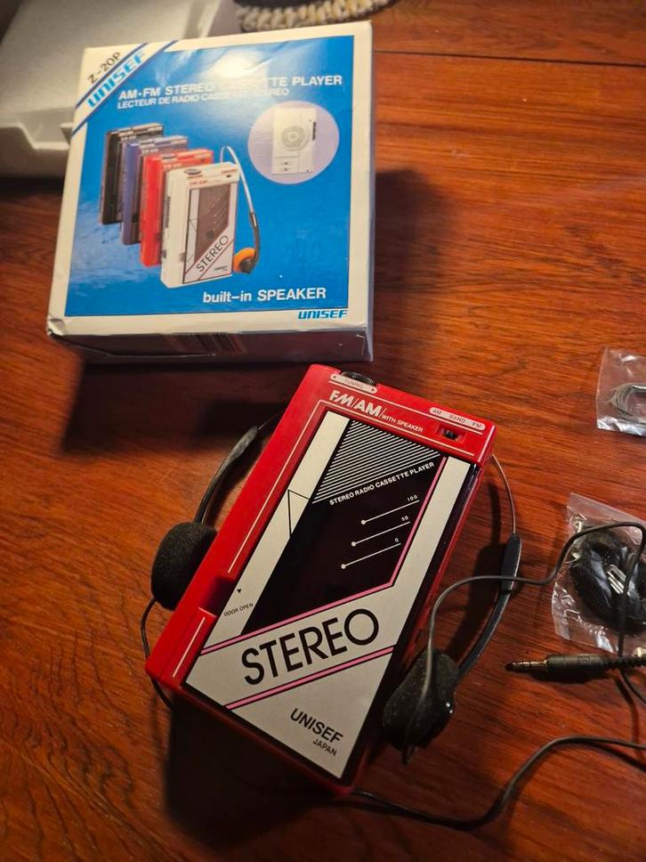 Zeldzame Unisef Z-20P Walkman - Nieuw in Doos!, Audio, Tv en Foto, Walkmans, Discmans en Minidiscspelers, Walkman, Ophalen of Verzenden